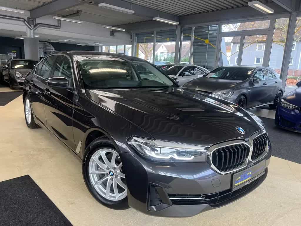 BMW 520 d Lim. Mild Hybrid *SITZHEIZUNG & BELÜFTUNG* 02/2022-photo-0