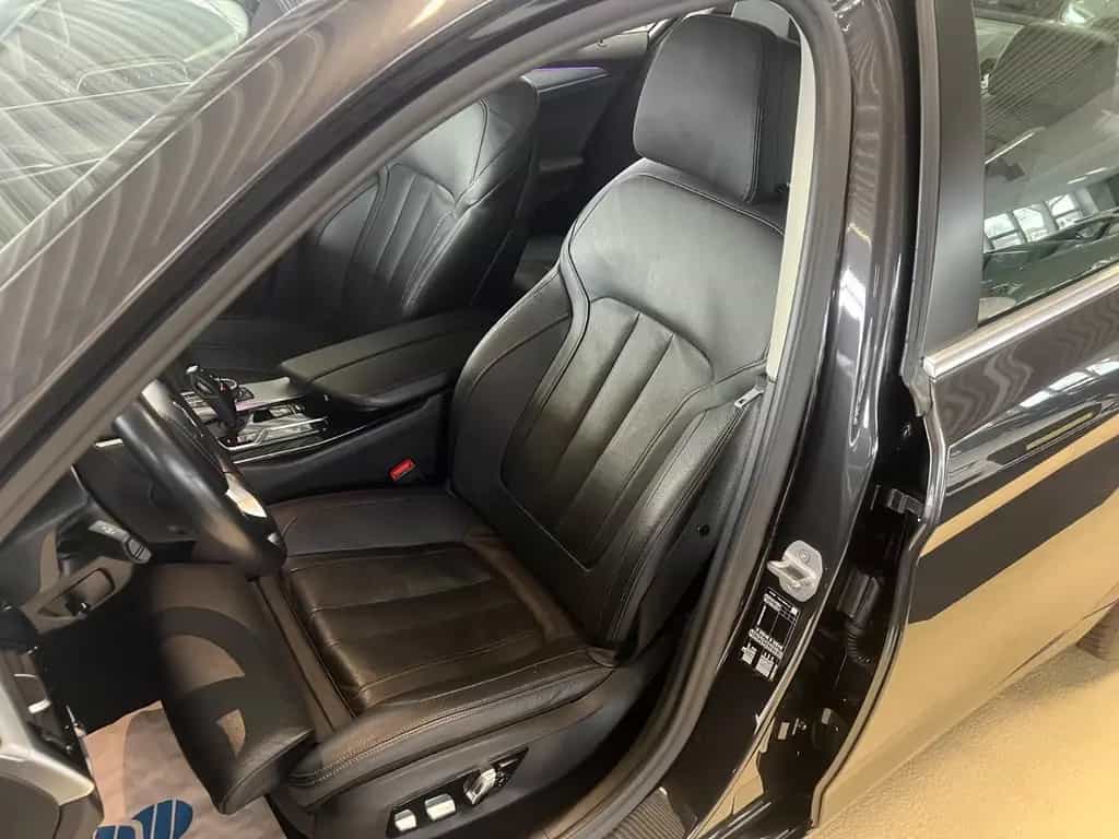 BMW 520 d Lim. Mild Hybrid *SITZHEIZUNG & BELÜFTUNG* 02/2022-photo-10