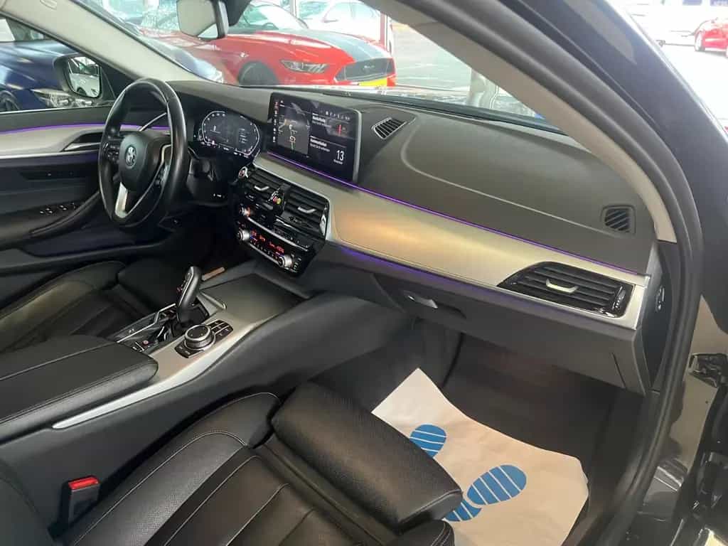 BMW 520 d Lim. Mild Hybrid *SITZHEIZUNG & BELÜFTUNG* 02/2022-photo-29