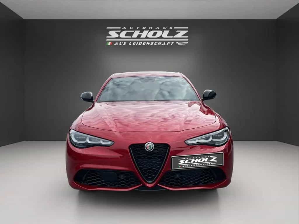 Alfa Romeo Giulia MY23 Veloce *LED*SHZ*KAMERA*DAB* 05/2023-photo-1
