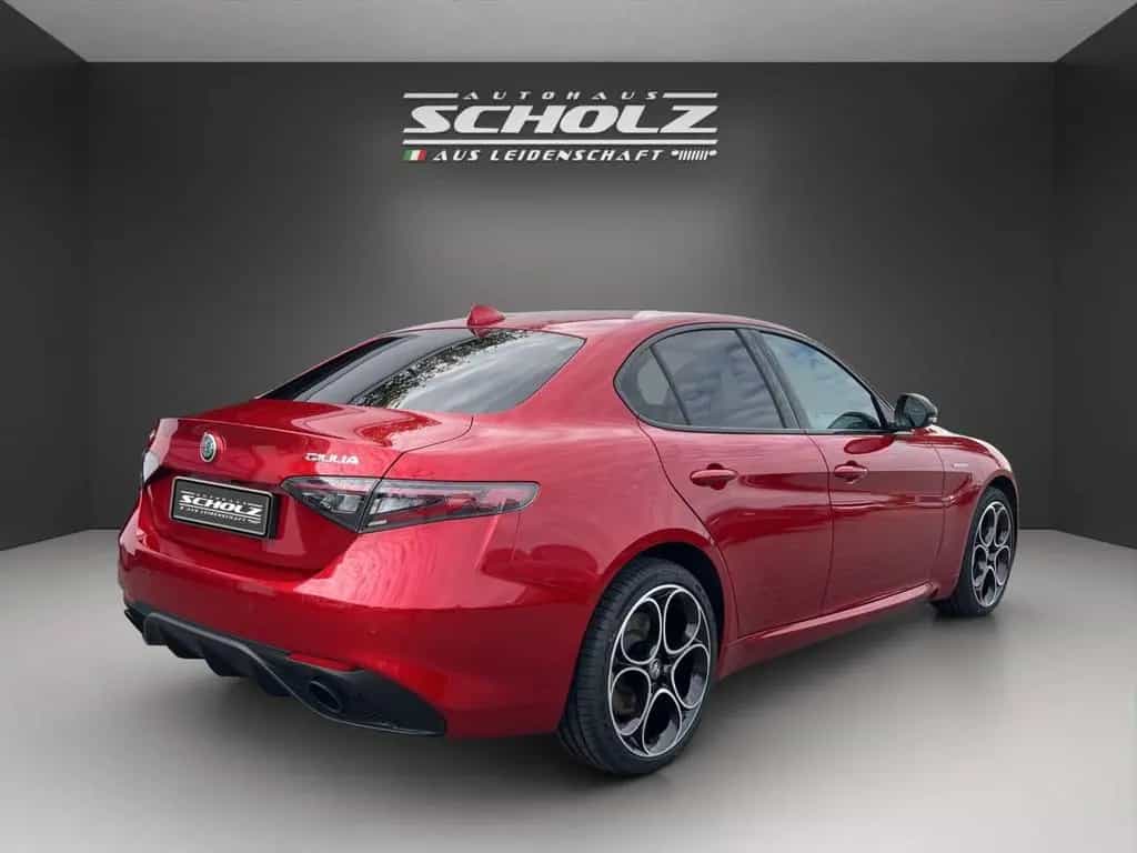 Alfa Romeo Giulia MY23 Veloce *LED*SHZ*KAMERA*DAB* 05/2023-photo-3