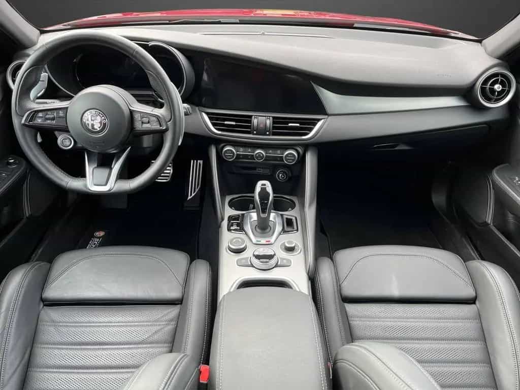 Alfa Romeo Giulia MY23 Veloce *LED*SHZ*KAMERA*DAB* 05/2023-photo-8