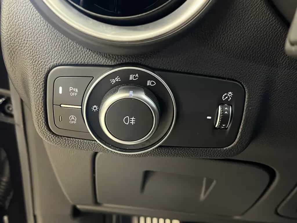 Alfa Romeo Stelvio Quadrifoglio Pano*Memory*R-Cam*AWD*1Hand 08/2020-photo-23