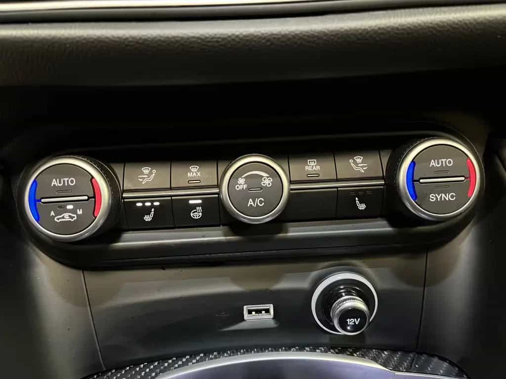 Alfa Romeo Stelvio Quadrifoglio Pano*Memory*R-Cam*AWD*1Hand 08/2020-photo-27
