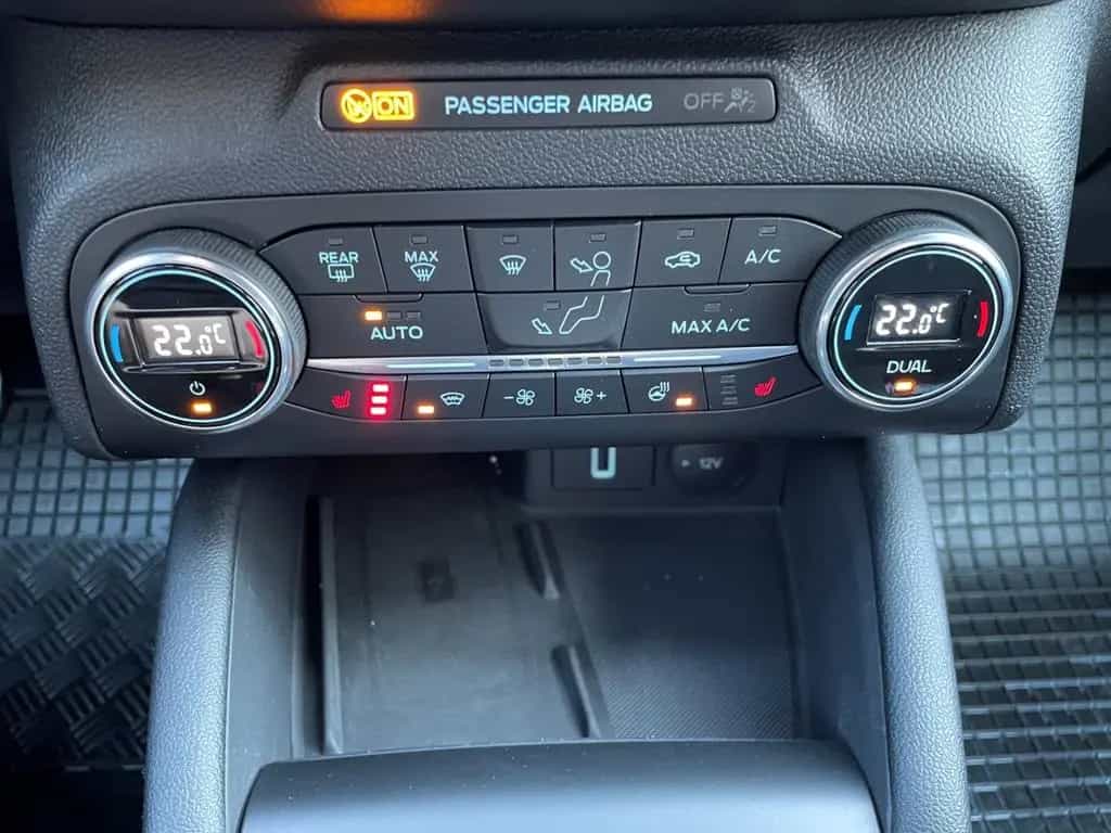 Ford Focus ST Turnier+NAV+DAB+B&O+PDC+LED+SHZ+RFK+LMF 12/2019-photo-14