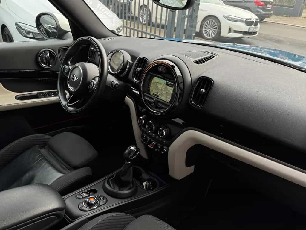 MINI Cooper Countryman ALL4 Aut.LED 1.HAND 07/2017-photo-11