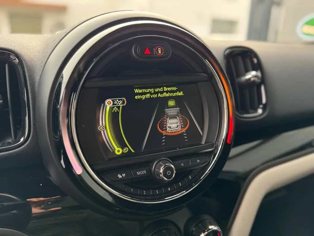 MINI Cooper Countryman ALL4 Aut.LED 1.HAND 07/2017-photo-13