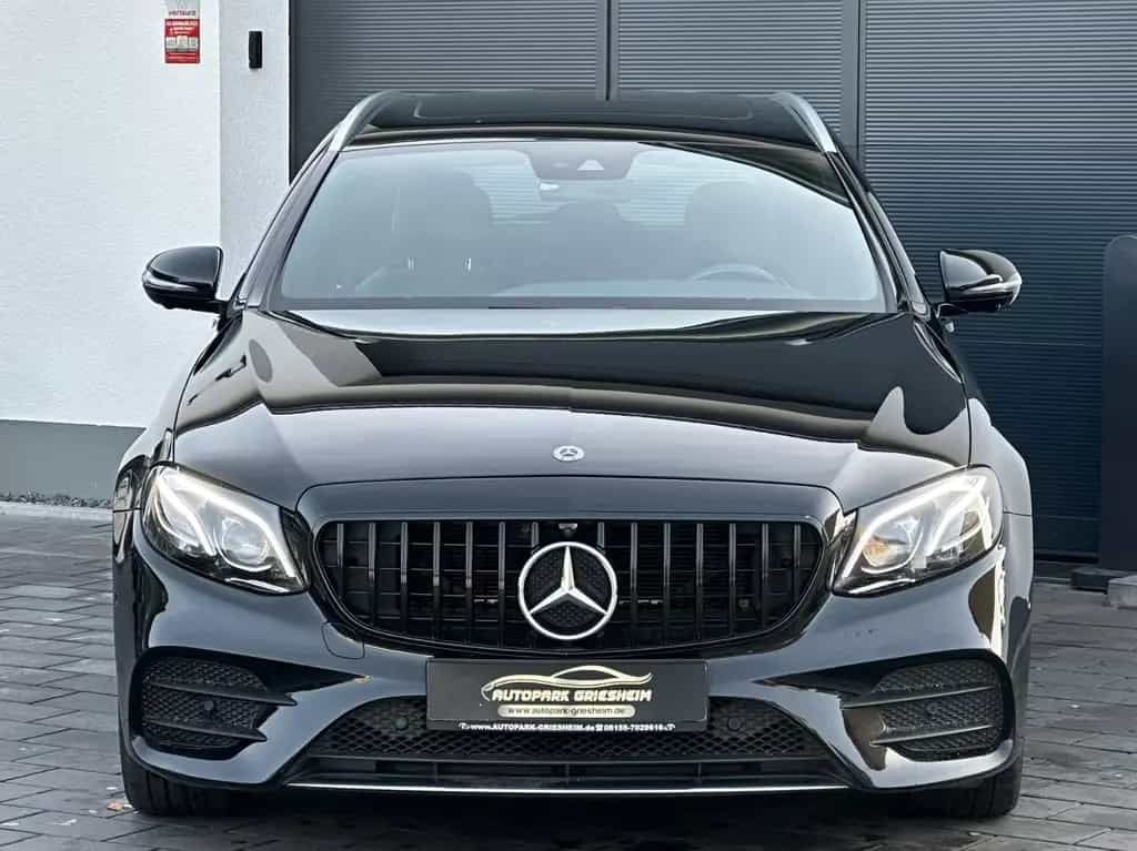 Mercedes-Benz E-Class d 4Matic*9G*AMG-LINE*COMAND*360°AHK*S-DACH 12/2018-photo-1