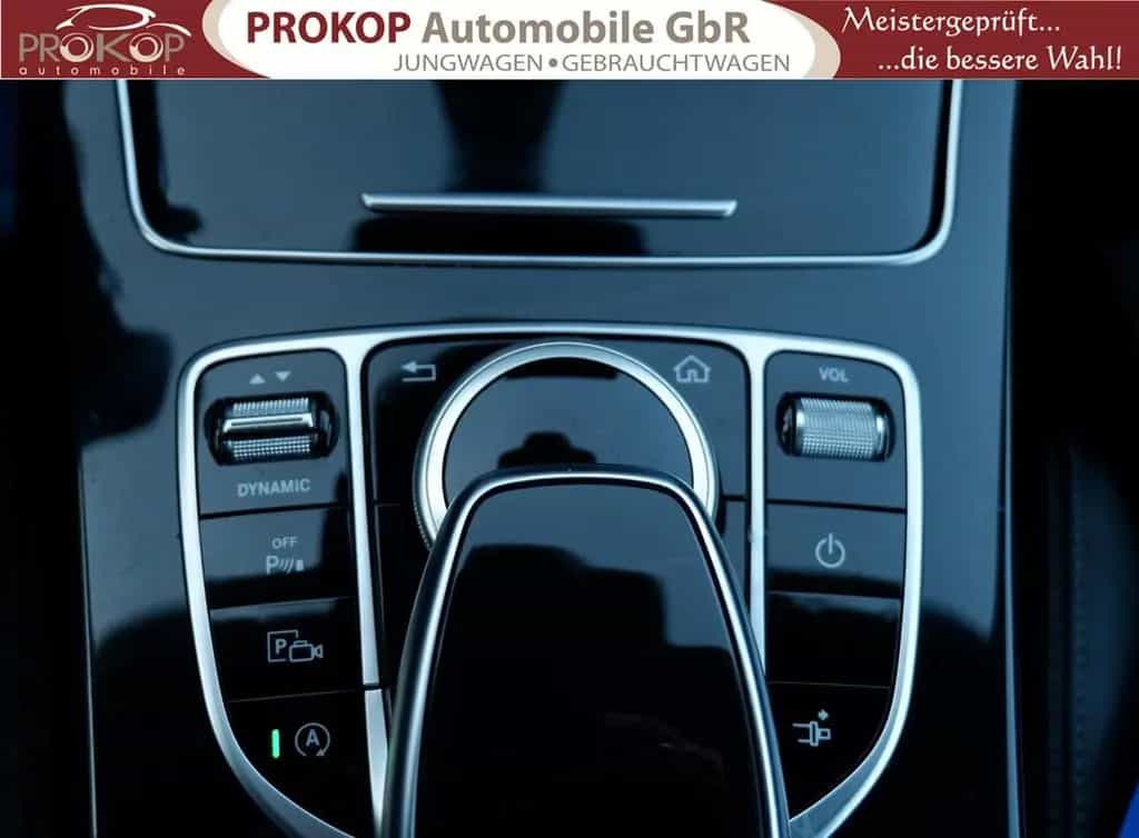 Mercedes-Benz C-Class 200 Cabrio 4Matic AMG-Line AIRSCARF Multibeam 07/2019-photo-44
