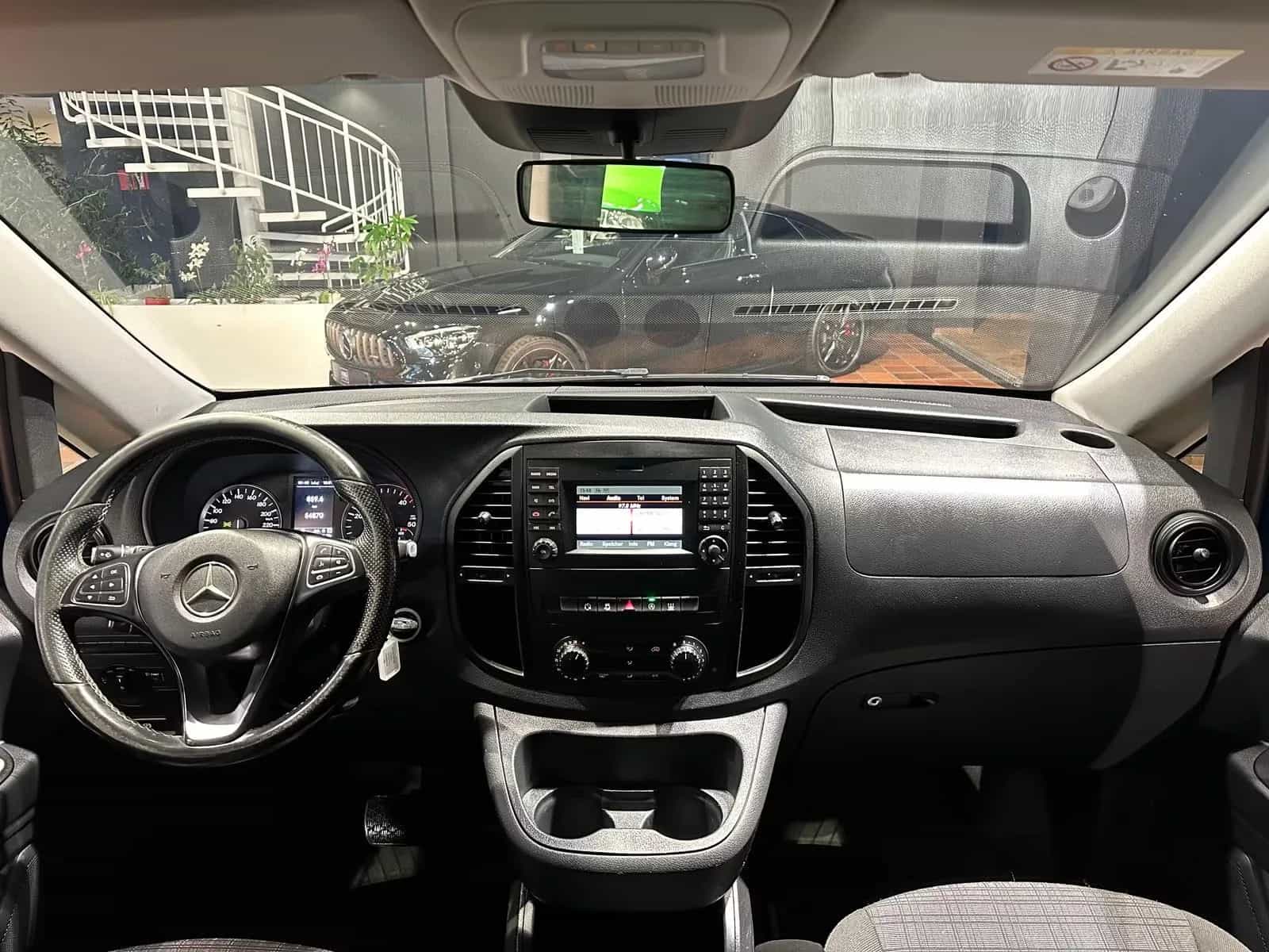 Mercedes-Benz Vito 08/2017-photo-16