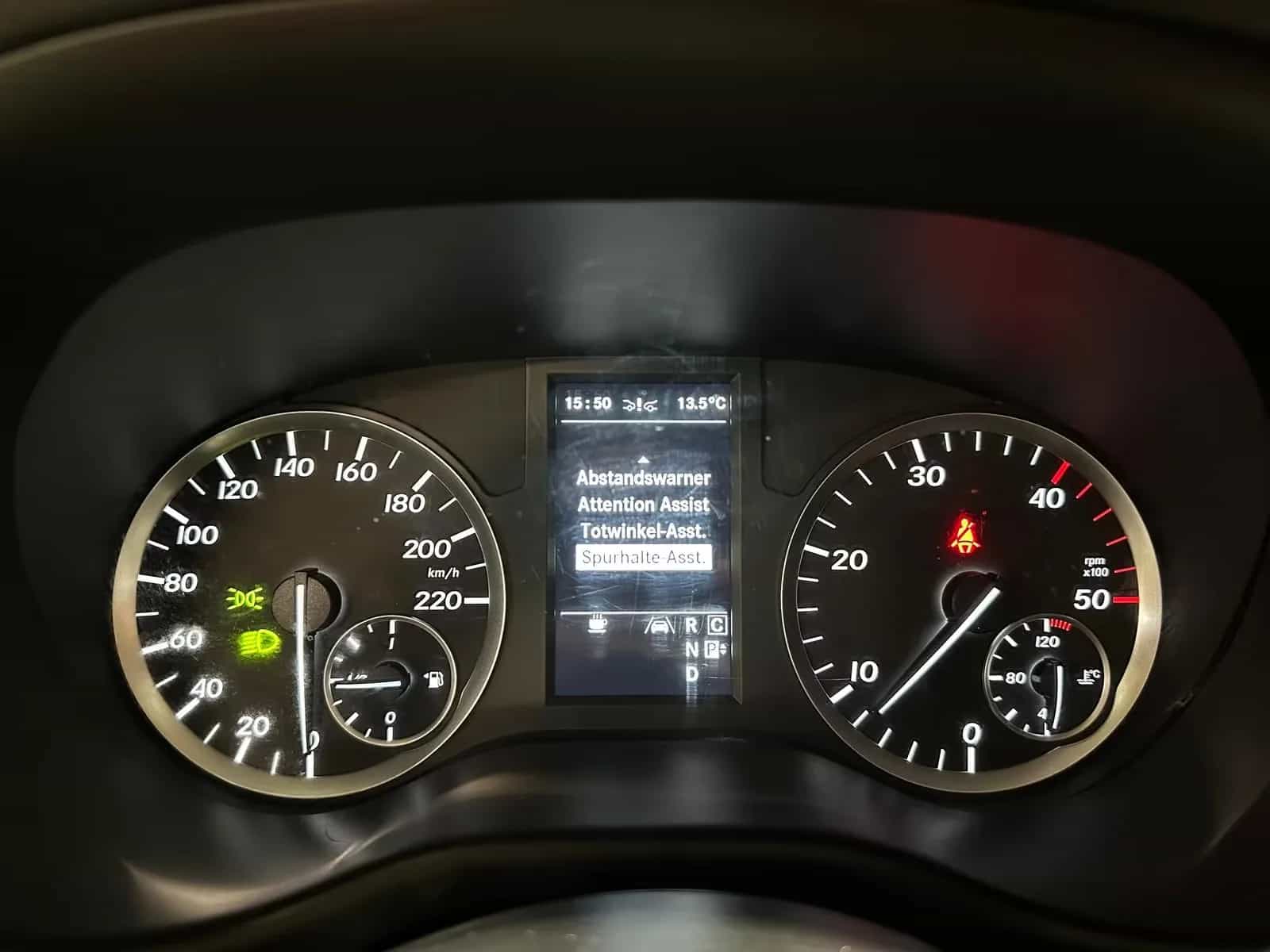 Mercedes-Benz Vito 08/2017-photo-20