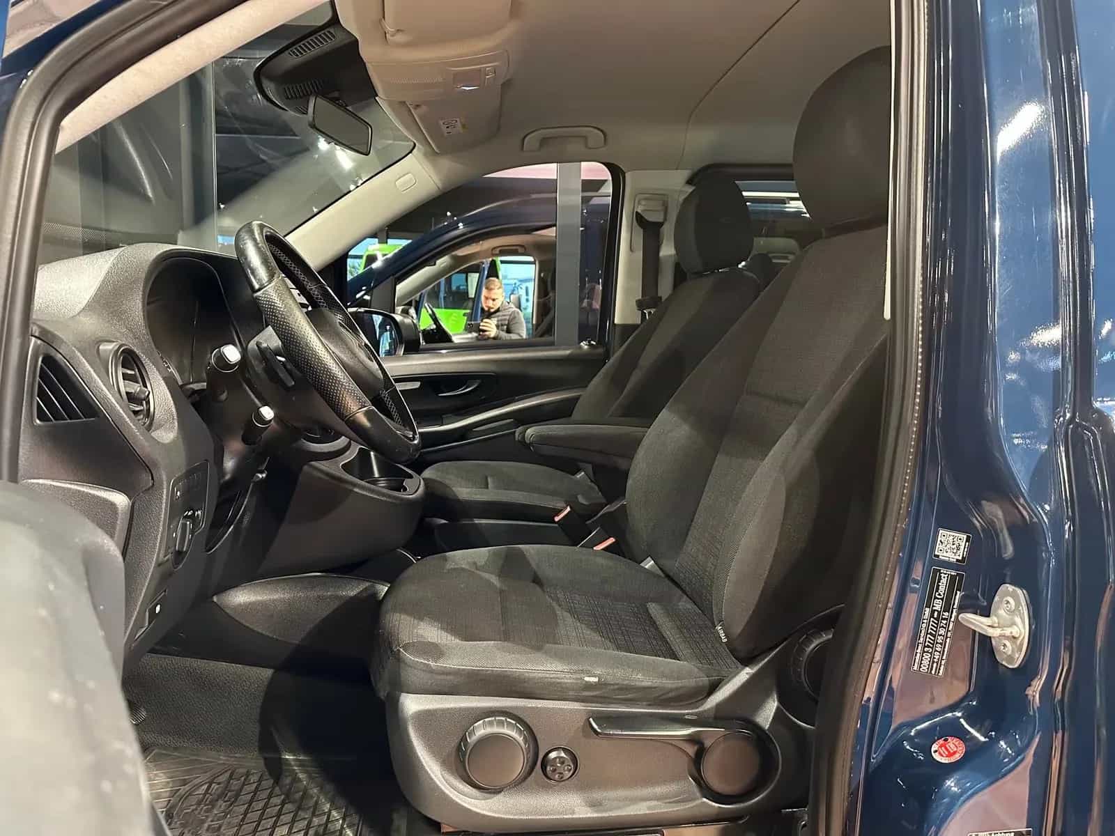 Mercedes-Benz Vito 08/2017-photo-23