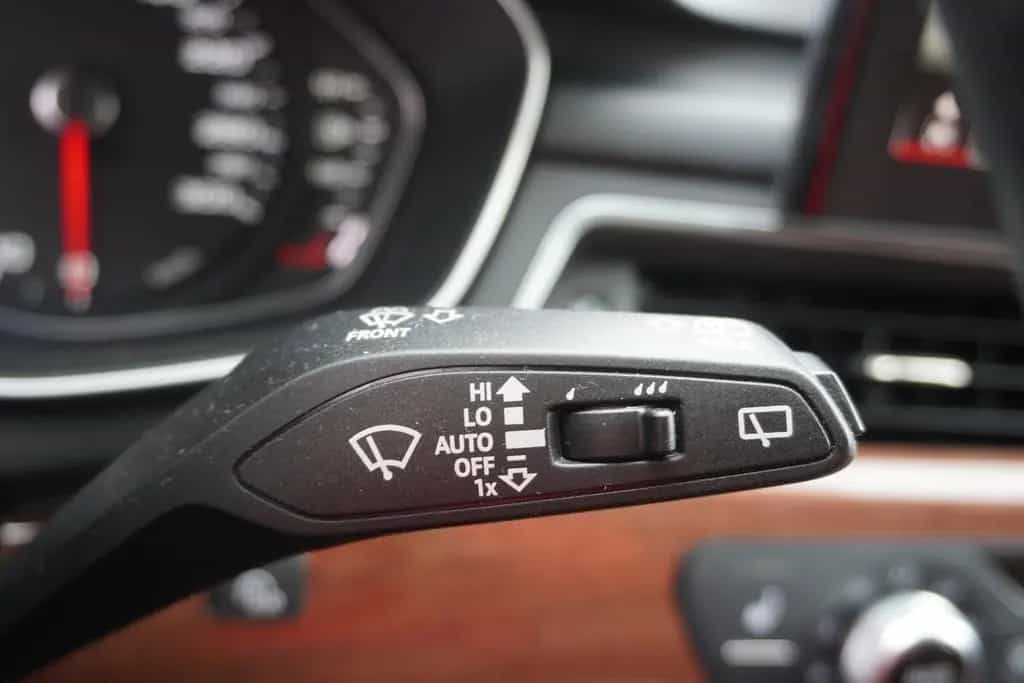 Audi A4 45 TFSI Avant quattro LED Navi Panorama 05/2021-photo-19