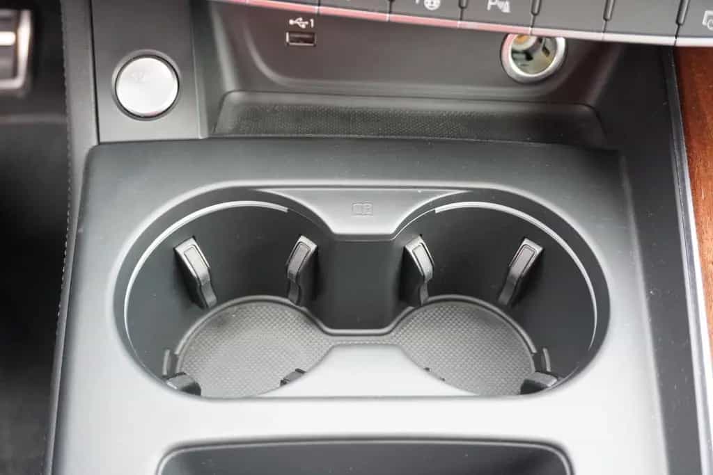 Audi A4 45 TFSI Avant quattro LED Navi Panorama 05/2021-photo-27
