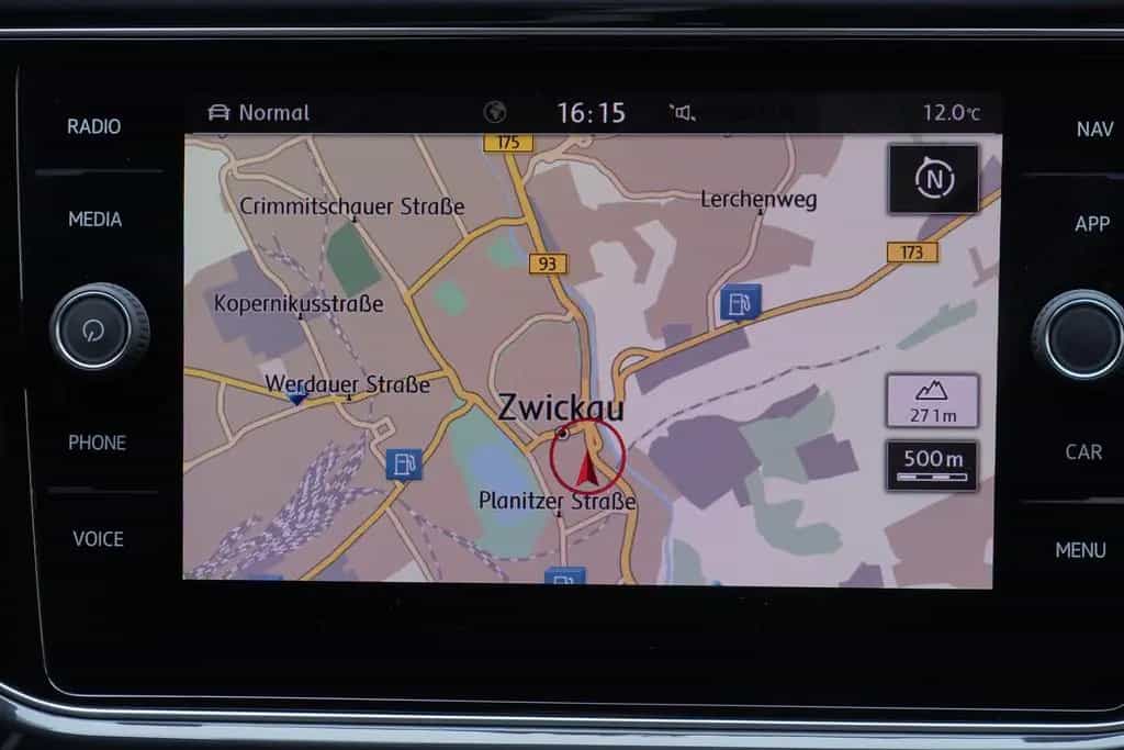 Volkswagen T-Roc 2.0 Sport 4Motion LED Navi Sitzheizung ACC 06/2018-photo-19