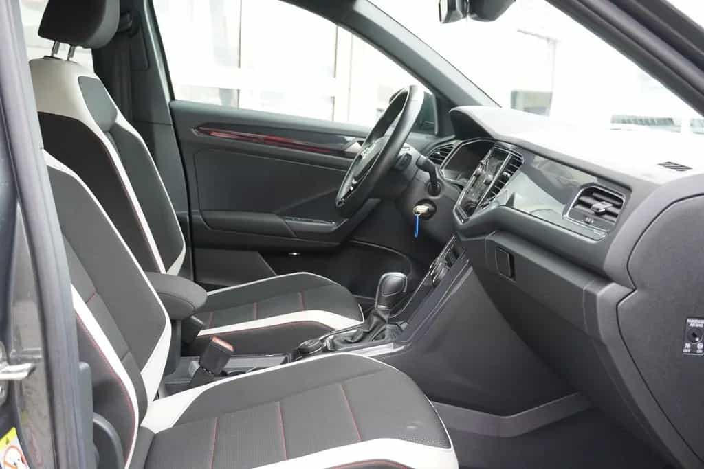Volkswagen T-Roc 2.0 Sport 4Motion LED Navi Sitzheizung ACC 06/2018-photo-25