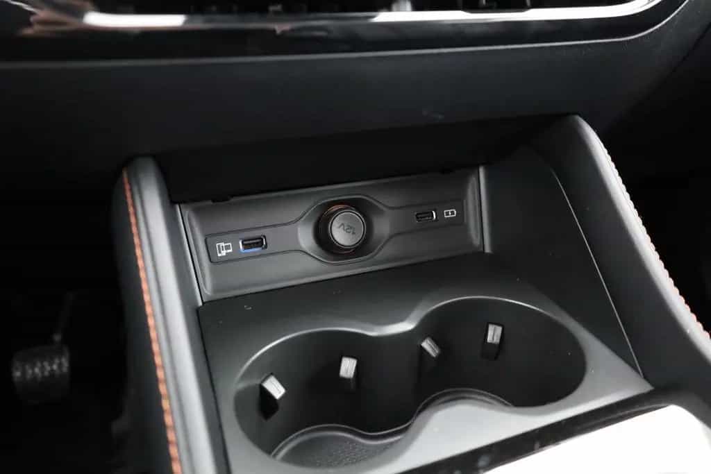 MG HS 1.5 T-GDI Luxury LED Navi 360° Sitzheizung 08/2025-photo-11