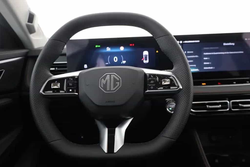 MG HS 1.5 T-GDI Luxury LED Navi 360° Sitzheizung 08/2025-photo-13