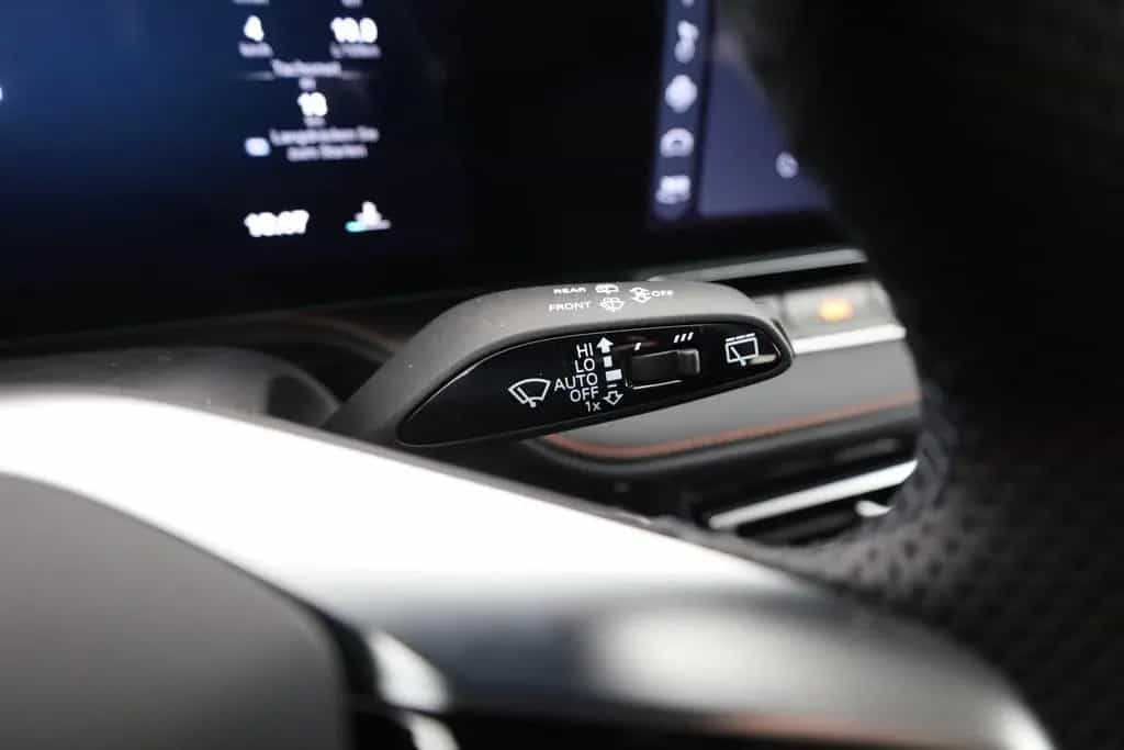 MG HS 1.5 T-GDI Luxury LED Navi 360° Sitzheizung 08/2025-photo-17