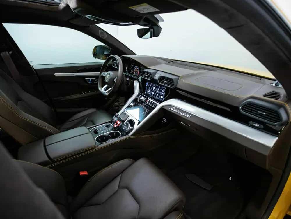 Lamborghini Urus MY20 07/2020-photo-25