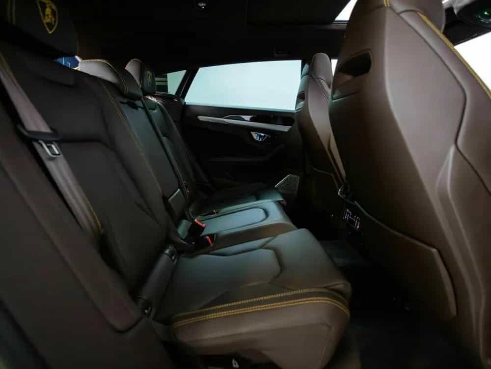 Lamborghini Urus MY20 07/2020-photo-27