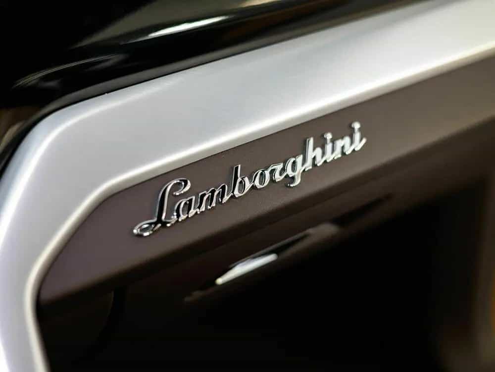 Lamborghini Urus MY20 07/2020-photo-35