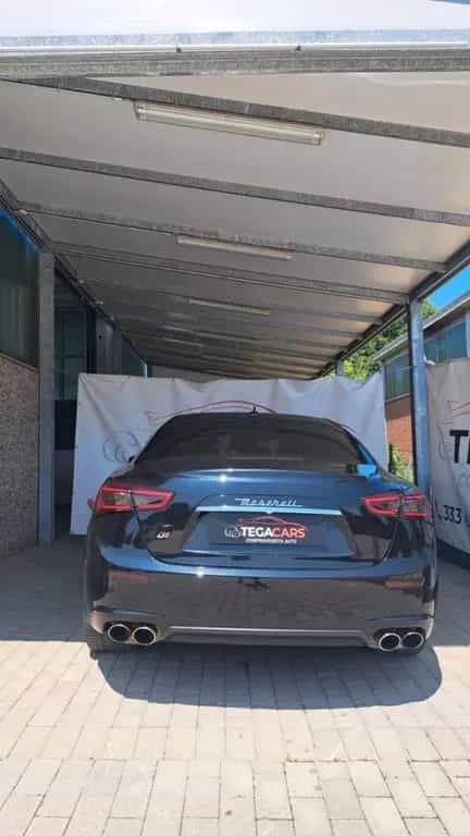 Maserati Ghibli V6 S Q4 01/2017-photo-4