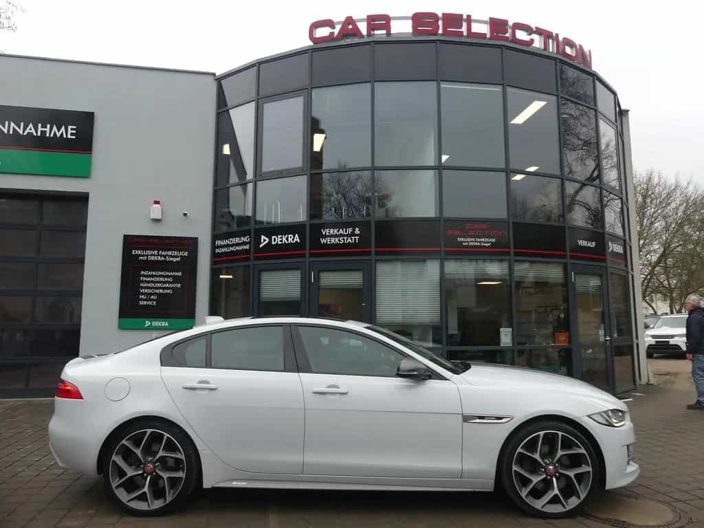 Jaguar XE 2.0 d R-Sport AWD PANO/XENON/KAM/MEMORY 02/2018-photo-14