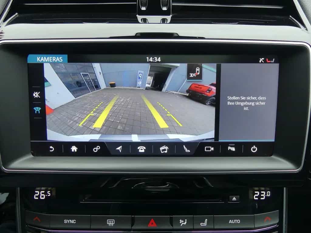 Jaguar XE 2.0 d R-Sport AWD PANO/XENON/KAM/MEMORY 02/2018-photo-5
