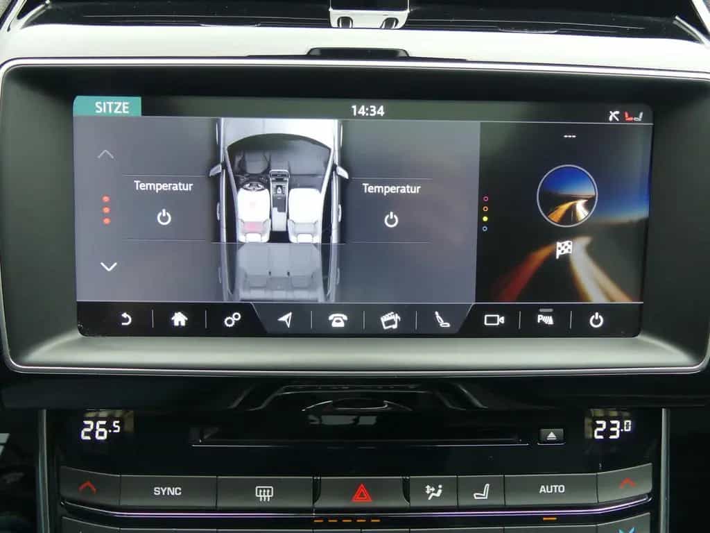 Jaguar XE 2.0 d R-Sport AWD PANO/XENON/KAM/MEMORY 02/2018-photo-6