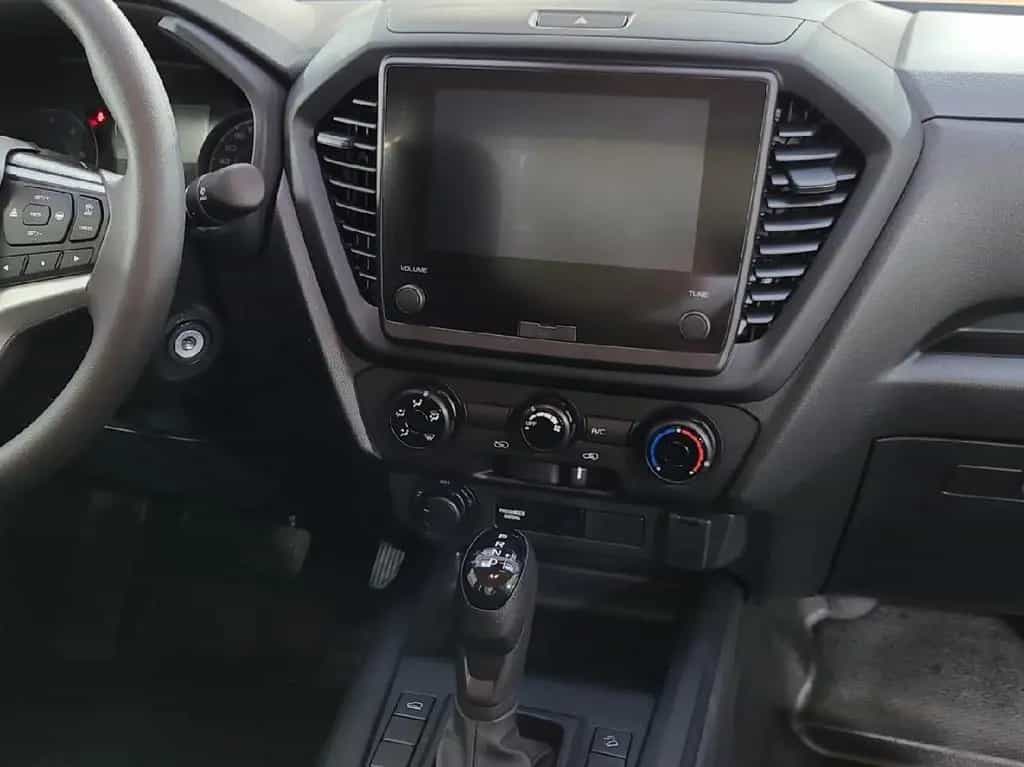 Isuzu D-Max Single Cab 4WD L 120KW/163PS 6AT KLIMA+NSW null-photo-11