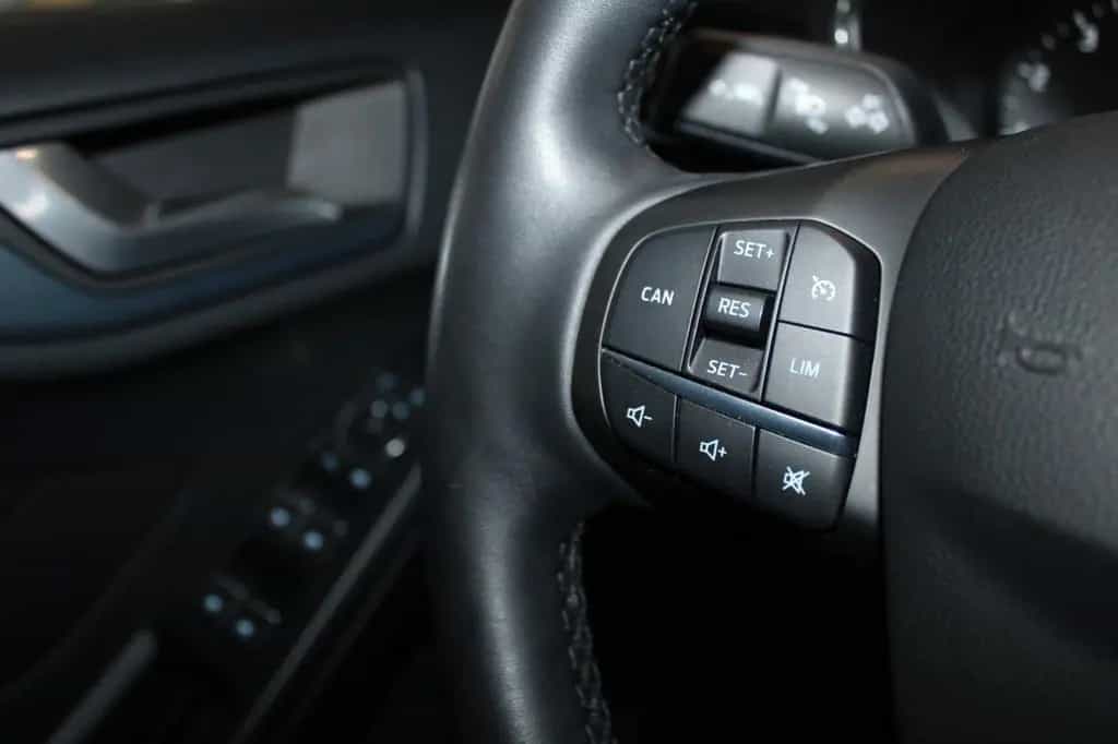 Ford Focus Active Turnier LED NAVI WinterPaket CAM 10/2021-photo-20