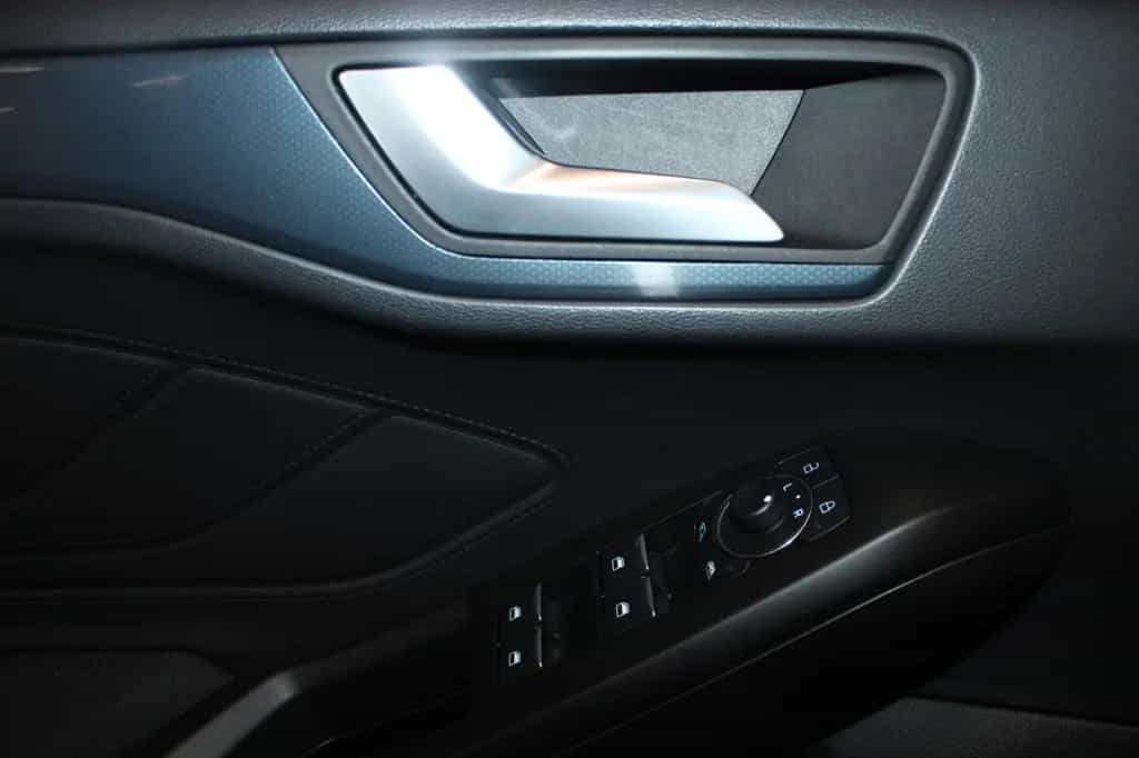 Ford Focus Active Turnier LED NAVI WinterPaket CAM 10/2021-photo-21