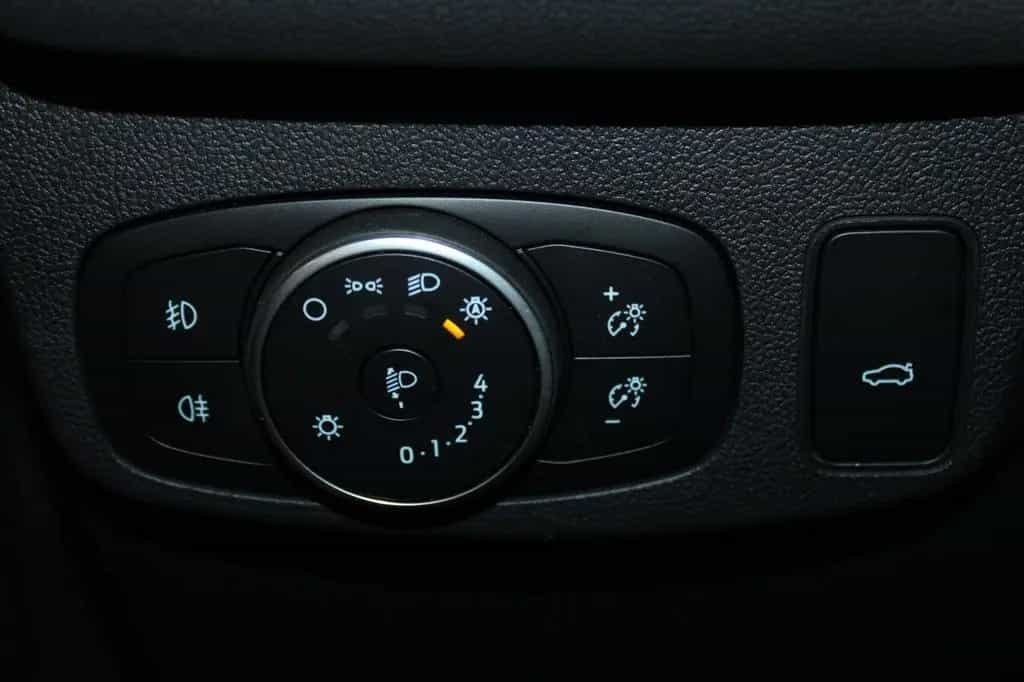 Ford Focus Active Turnier LED NAVI WinterPaket CAM 10/2021-photo-22