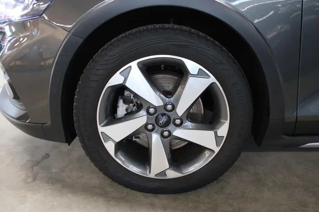 Ford Focus Active Turnier LED NAVI WinterPaket CAM 10/2021-photo-9