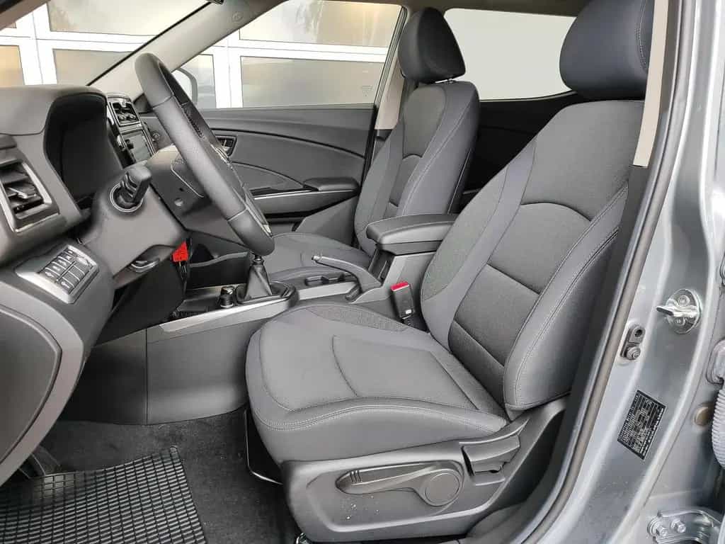 Ssangyong Tivoli 1.5P Quartz 4x2 MY23 Navi|RFK|LED 05/2025-photo-6