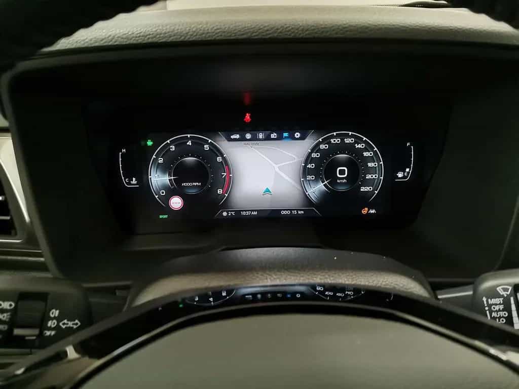KGM Tivoli 1.5. P MT 2WD Platinum MY24 LED|Navi|RFK 10/2025-photo-11