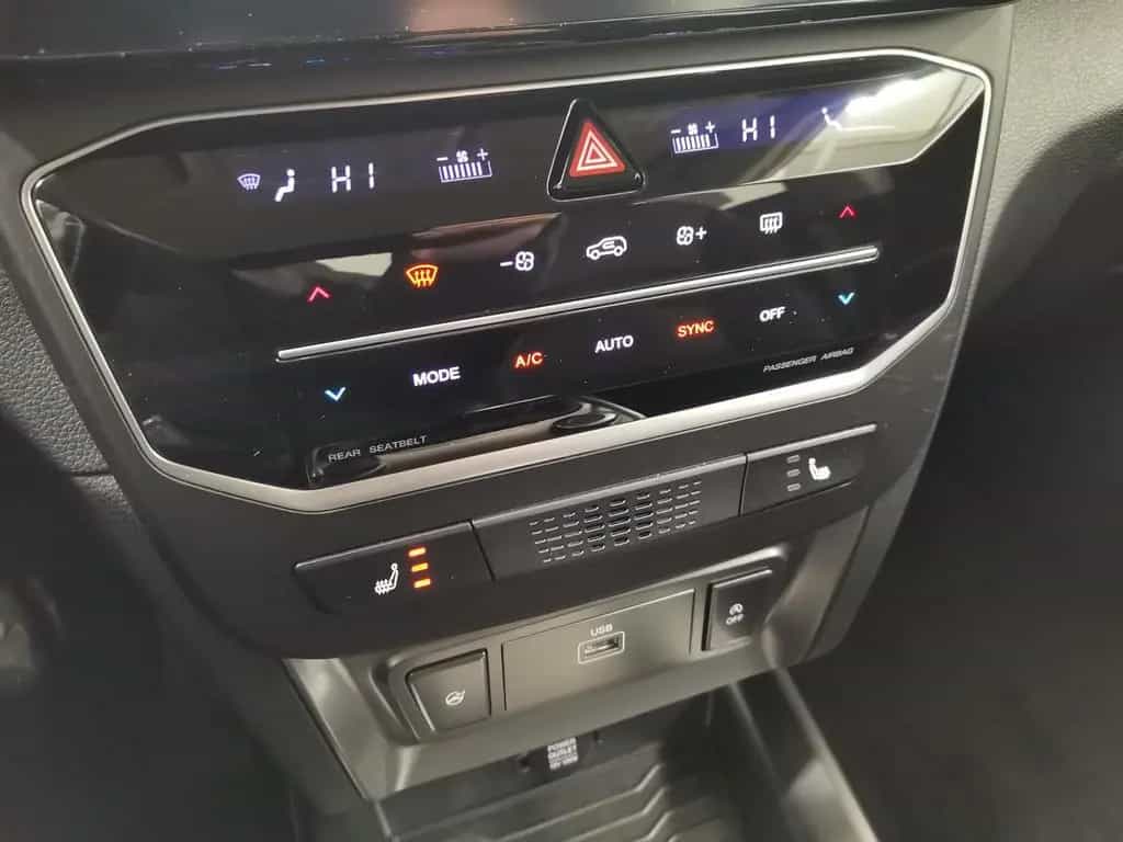 KGM Tivoli 1.5. P MT 2WD Platinum MY24 LED|Navi|RFK 10/2025-photo-15