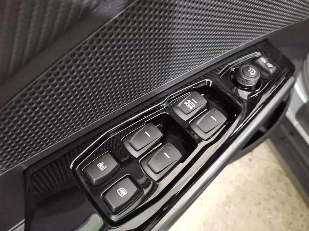KGM Tivoli 1.5. P MT 2WD Platinum MY24 LED|Navi|RFK 10/2025-photo-17