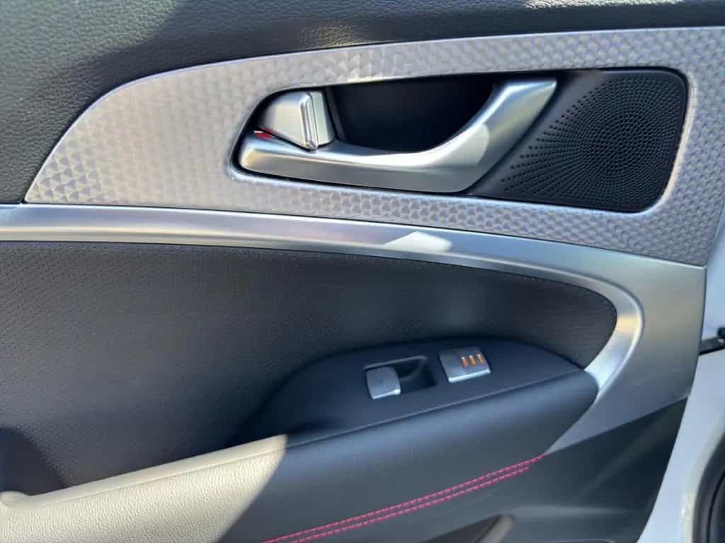Genesis G70 Shooting Brake Sport 2.0 T-GDI *PANO*SITZKLI 11/2023-photo-25