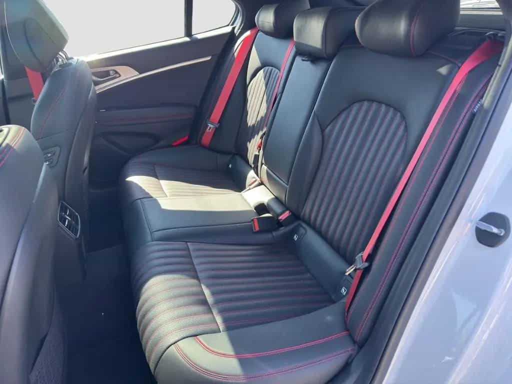 Genesis G70 Shooting Brake Sport 2.0 T-GDI *PANO*SITZKLI 11/2023-photo-7