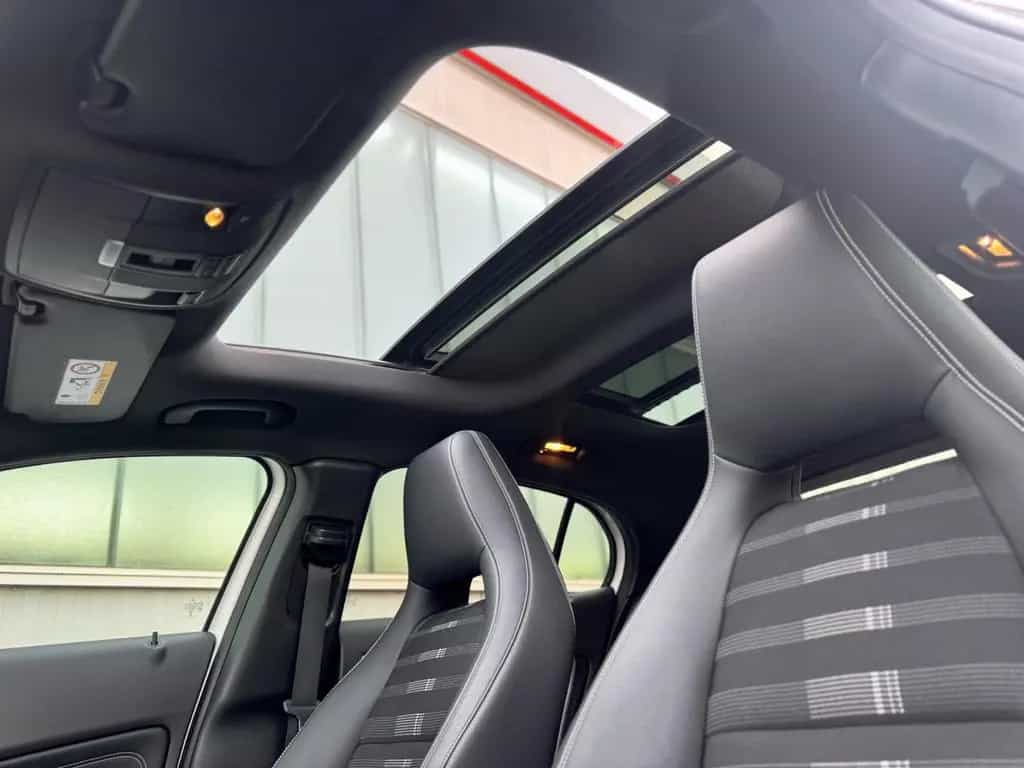 Mercedes-Benz GLA 180 Urban *PANORAMA|LED|NAVI|CAM* 11/2018-photo-8