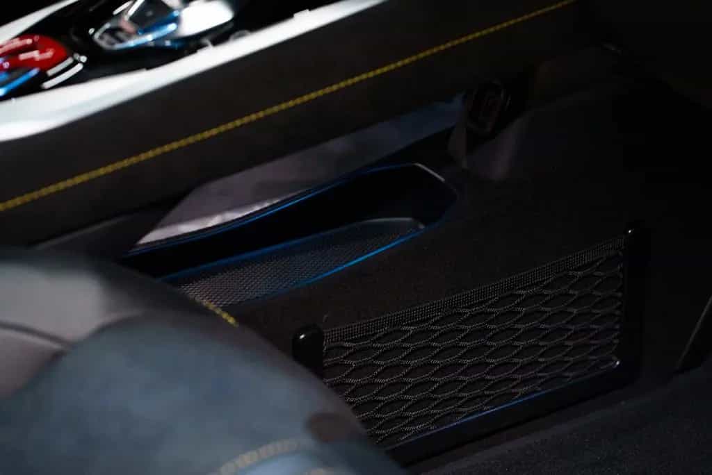 Lotus Emira 2,0 I4 AUT 08/2024-photo-19