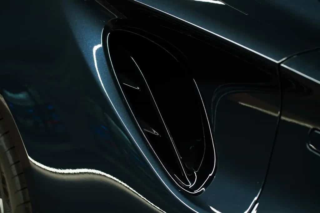 Lotus Emira V6 First Edition 08/2023-photo-9
