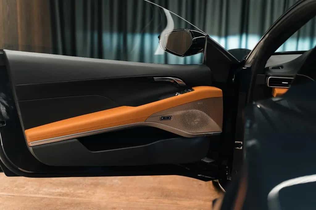 Lotus Emira 3,5 V6 First Edition 03/2024-photo-16