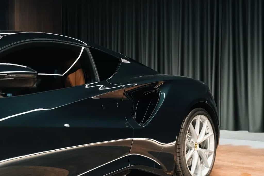 Lotus Emira 3,5 V6 First Edition 03/2024-photo-9