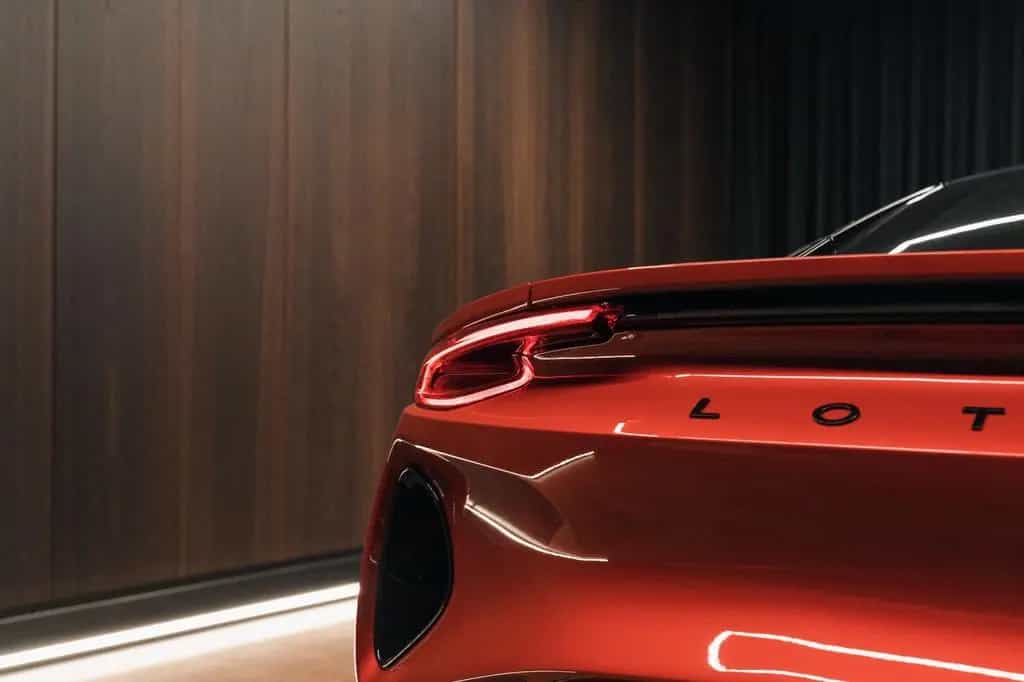 Lotus Emira V6 First Edition 02/2023-photo-2