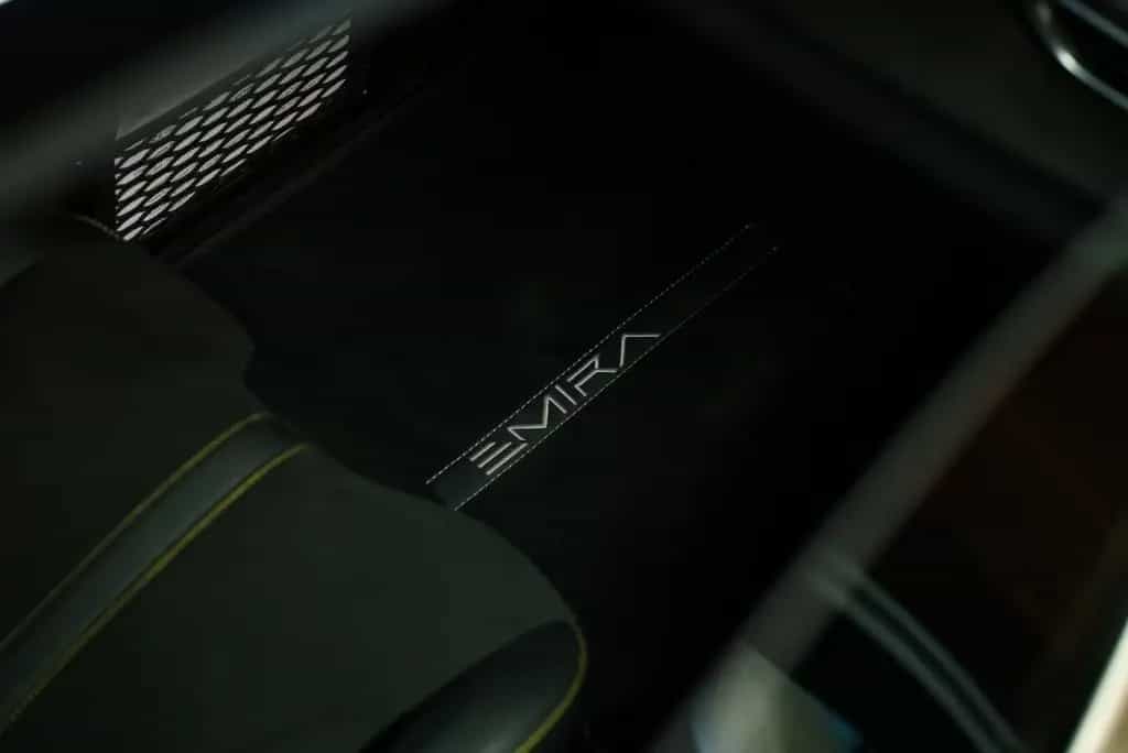 Lotus Emira I4 AUT 08/2024-photo-19