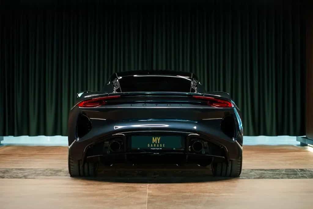 Lotus Emira I4 AUT 08/2024-photo-4