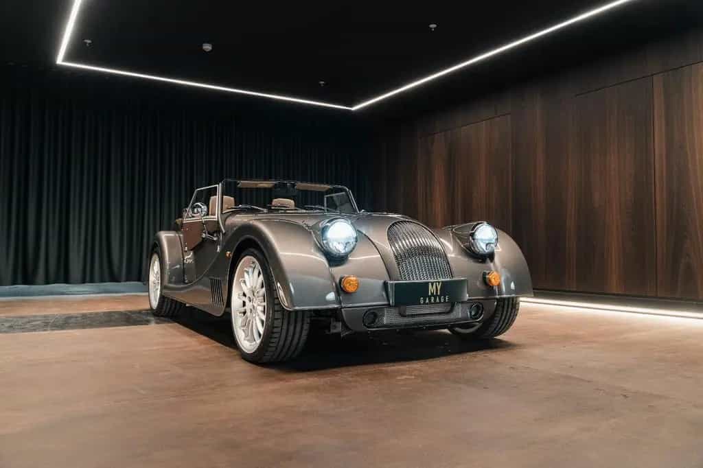 Morgan Plus 6 * MY 2023 * 03/2023-photo-2